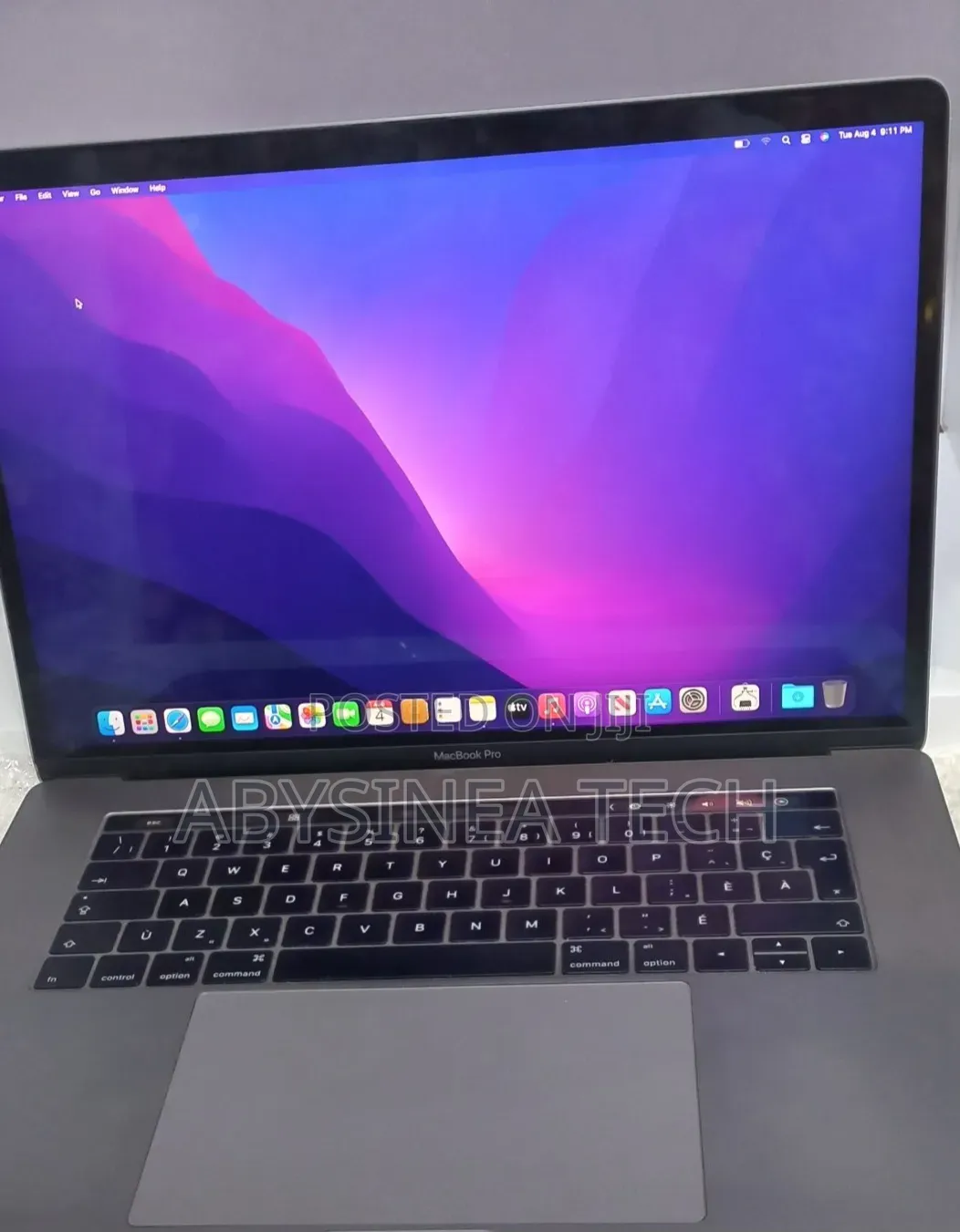 New Laptop Apple MacBook Pro 2016 16GB Intel Core i7 SSD 512GB