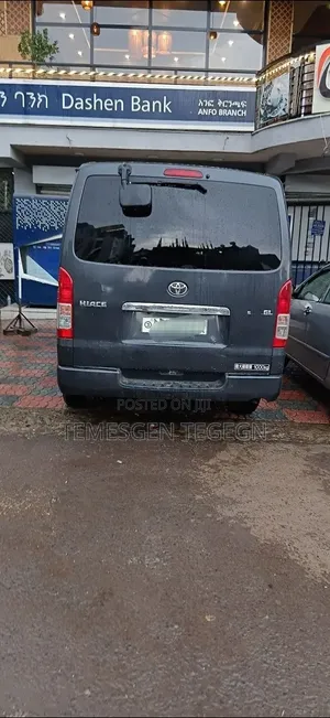 Toyota HiAce 2007 Black