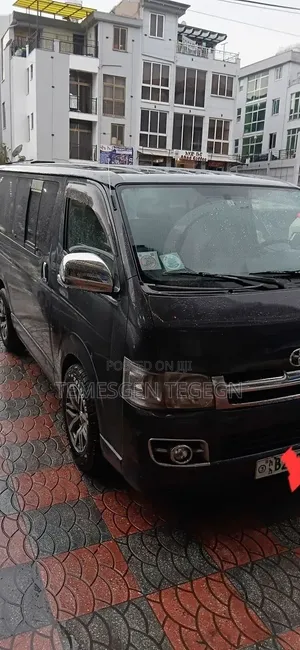 Toyota HiAce 2007 Black