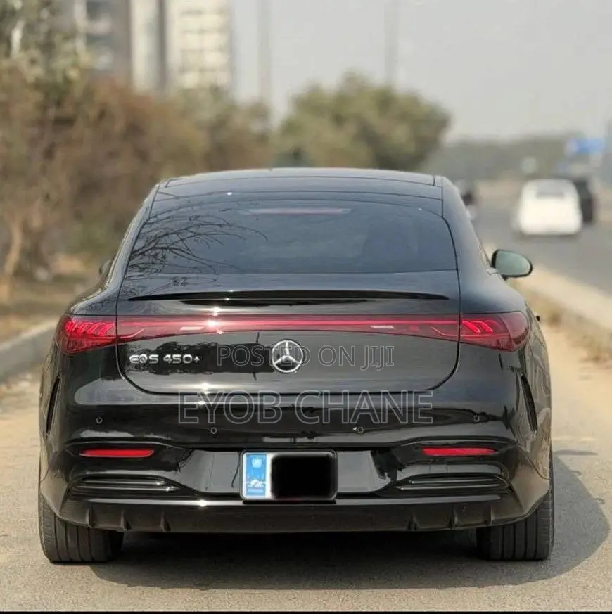 New Mercedes-Benz EQS 2023 Black