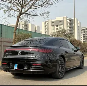 New Mercedes-Benz EQS 2023 Black