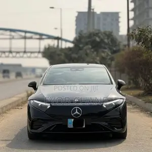 New Mercedes-Benz EQS 2023 Black