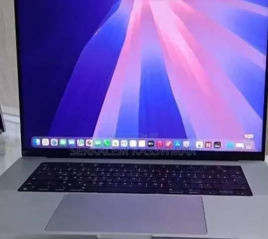 New Laptop Apple MacBook Pro 2021 M1 32GB Apple M1 Pro SSD 512GB