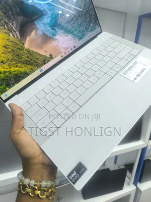 New Laptop Dell XPS 13 32GB Intel Core Ultra 7 SSD 512GB