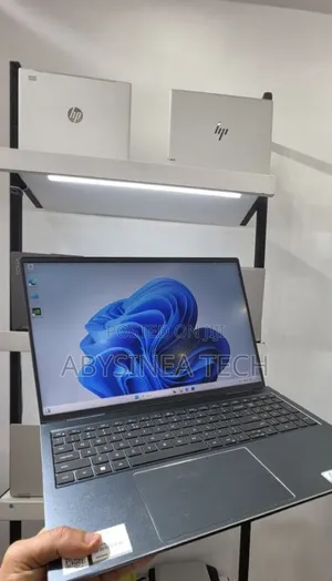 New Laptop Dell Inspiron 15 16GB Intel Core i5 SSD 512GB