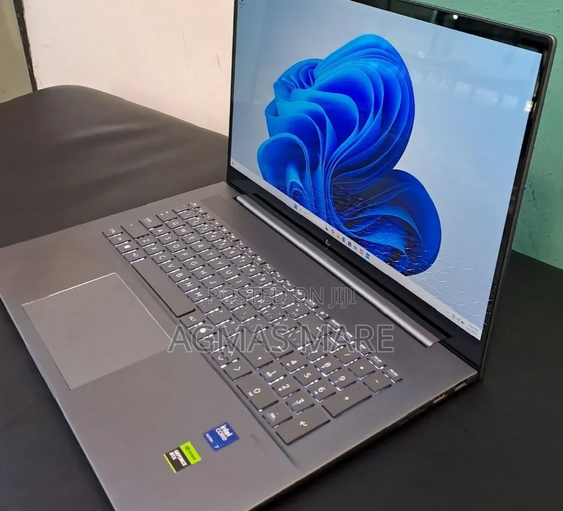 New Laptop HP Envy 17 16GB Intel Core Ultra 7 SSD 1T