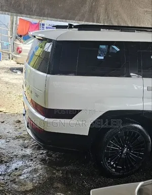 Hyundai Santa Fe 2024 White