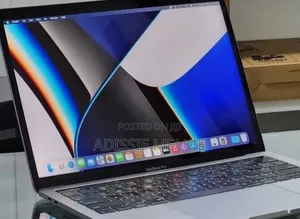 New Laptop Apple MacBook Pro 2019 16GB Intel Core i7 SSD 512GB