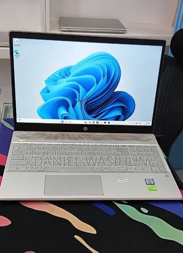 New Laptop HP Pavilion 15 16GB Intel Core i5 SSD 512GB