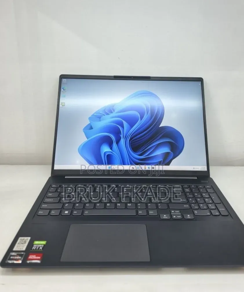 New Laptop Lenovo Ideapad 3 16GB AMD Ryzen 7 SSD 512GB