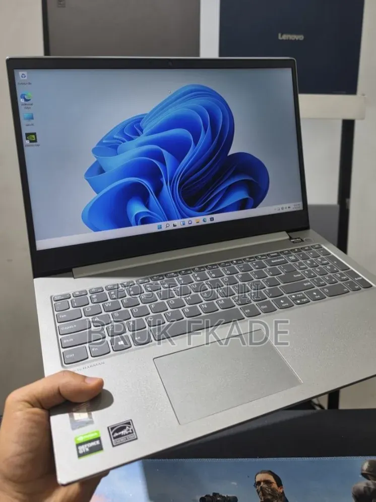 New Laptop Lenovo ThinkBook 15 18GB Intel Core i5 SSD 512GB
