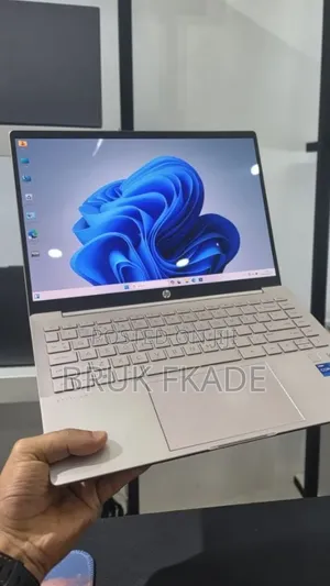 New Laptop HP Pavilion 14 16GB Intel Core i7 SSD 512GB