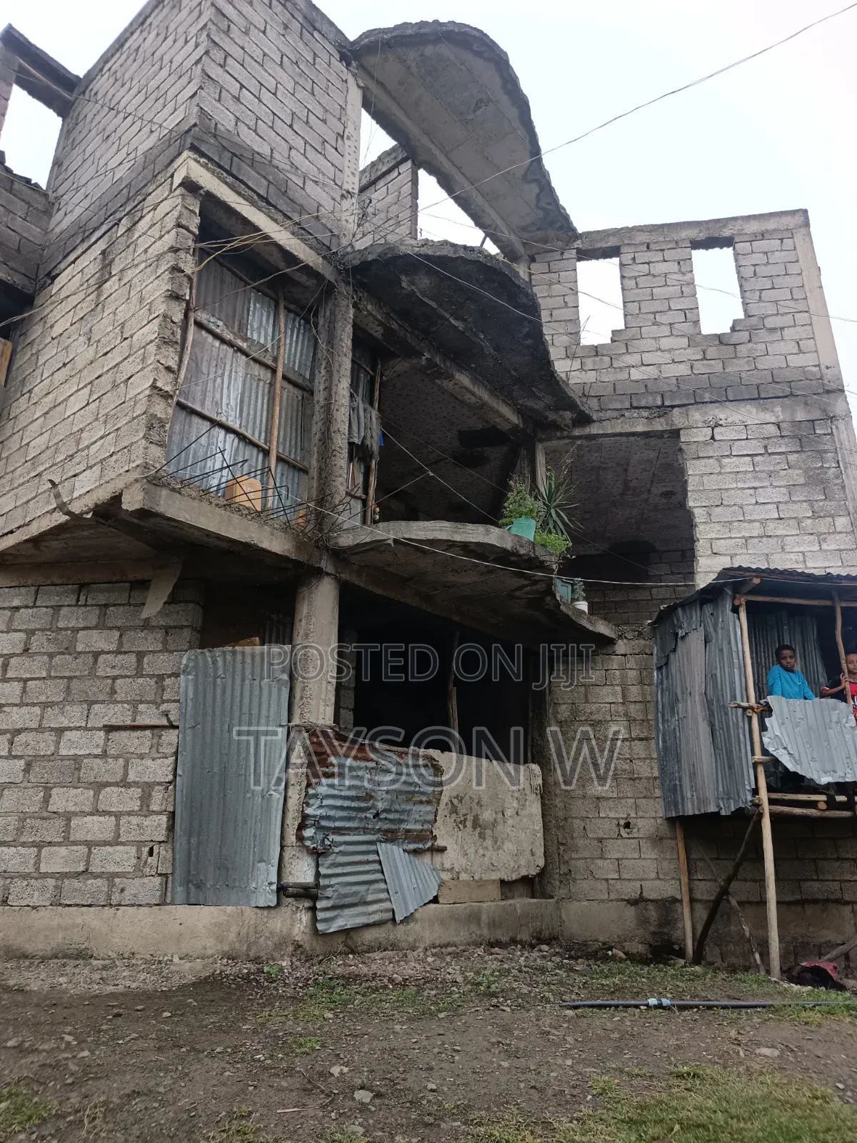 5bdrm House in Addis Ababa Figa, Bole for sale