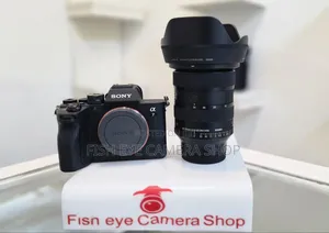Camera Sony Alpha 7 Iv