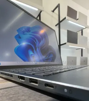 New Laptop Dell Inspiron 15 16GB Intel Core i7 SSD 512GB