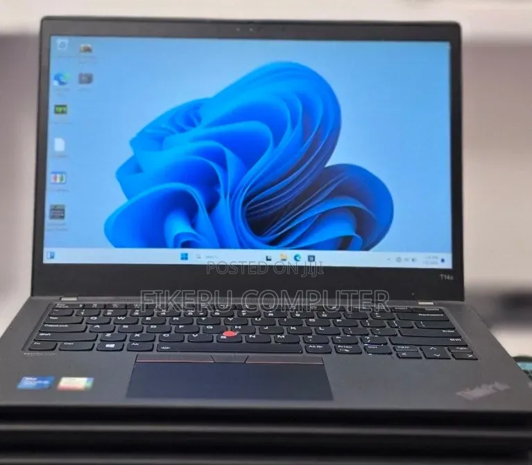 New Laptop Lenovo ThinkPad T14s Gen 2 16GB Intel Core i5 SSD 512GB