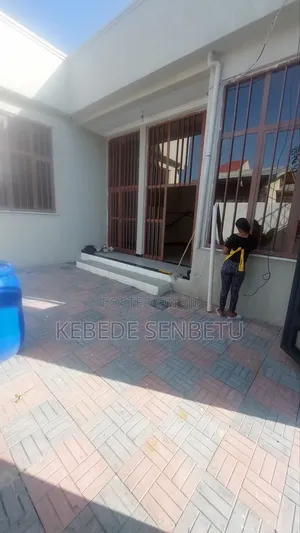 4bdrm House in Oromia, East Shewa for rent