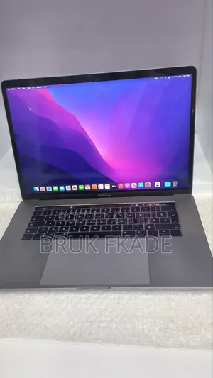 New Laptop Apple MacBook Pro 2016 16GB Intel Core i7 SSD 512GB