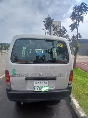 Suzuki Eeco 2023 White