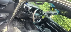 Toyota Hilux 2021 Gray