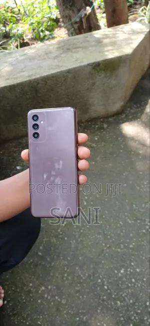Samsung Galaxy M13 64 GB Bronze