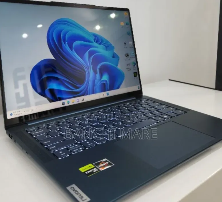 New Laptop Lenovo Yoga 7i 16GB AMD Ryzen 7 SSD 512GB