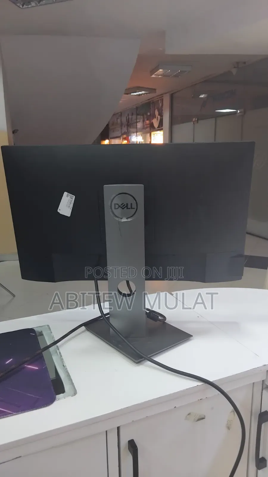 Dell Monitor 24 Inch Frame Less Brand New
 Resolution:-1920*1080
