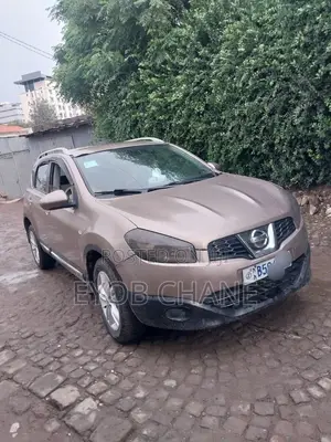Nissan Qashqai 2012 Beige