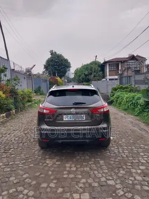 Nissan Qashqai 2017 Beige