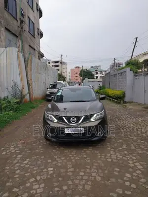 Nissan Qashqai 2017 Beige