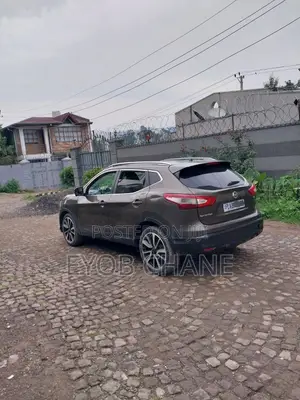 Nissan Qashqai 2017 Beige