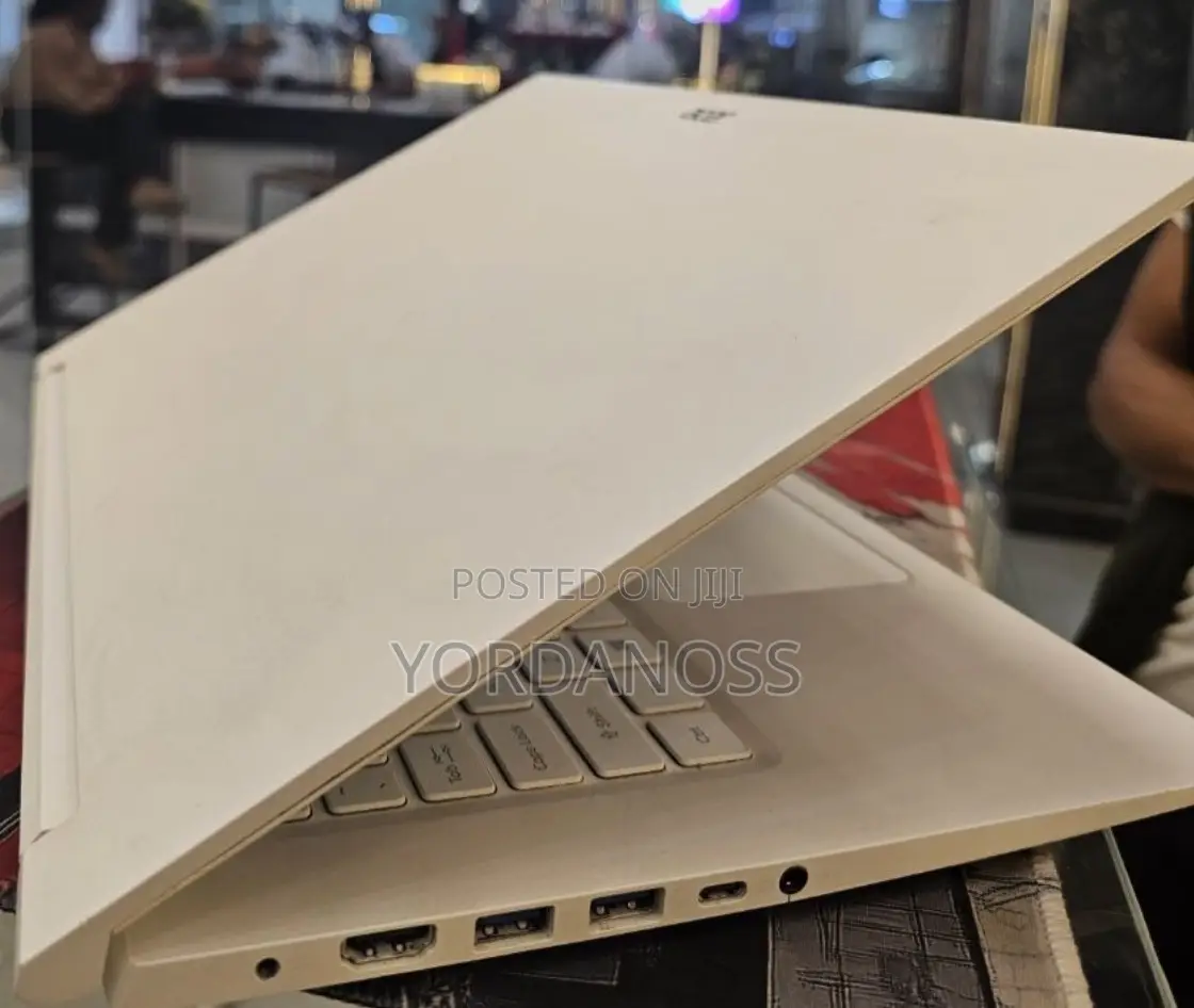 New Laptop Acer Conceptd 7 16GB Intel Core i7 SSD 512GB
