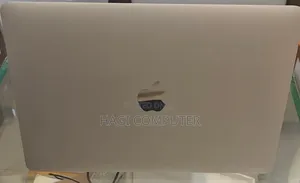New Laptop Apple MacBook Air 2019 8GB Intel Core i5 SSD 256GB