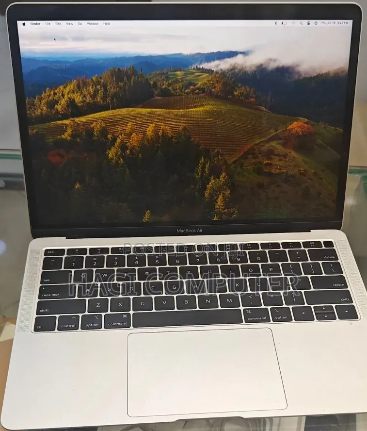 New Laptop Apple MacBook Air 2019 8GB Intel Core i5 SSD 256GB
