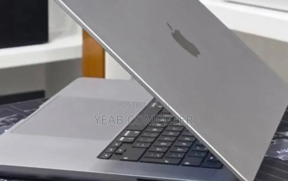 New Laptop Apple MacBook Air 2020 M1 8GB Apple M1 SSD 256GB