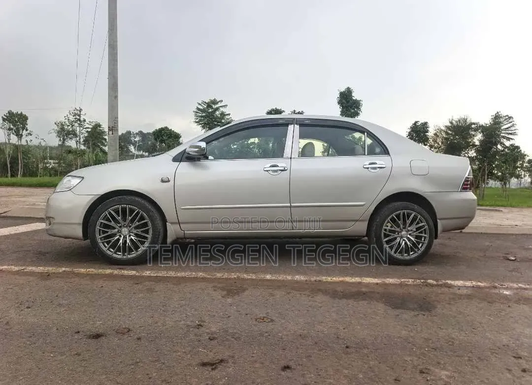 Toyota Corolla 2007 Gold