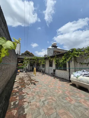 Furnished 3bdrm House in ቀርደን ሀሰና ፕሮፐርቲስ, Nifas Silk-Lafto for sale