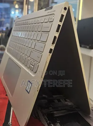 New Laptop HP Spectre X360 8GB Intel Core i5 SSD 256GB