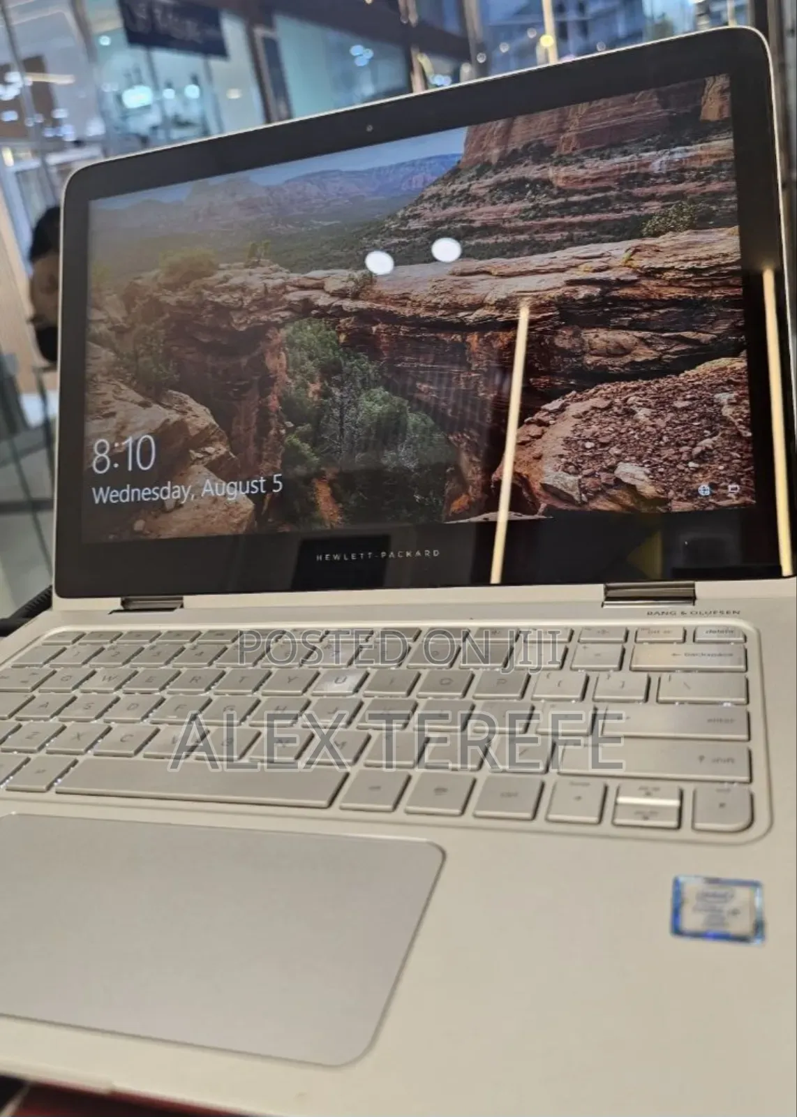 New Laptop HP Spectre X360 8GB Intel Core i5 SSD 256GB