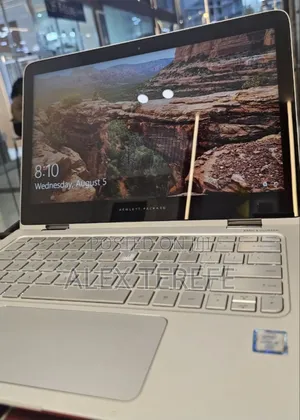 New Laptop HP Spectre X360 8GB Intel Core i5 SSD 256GB