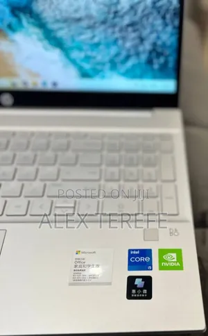 New Laptop HP Pavilion 14 16GB Intel Core i5 SSD 512GB