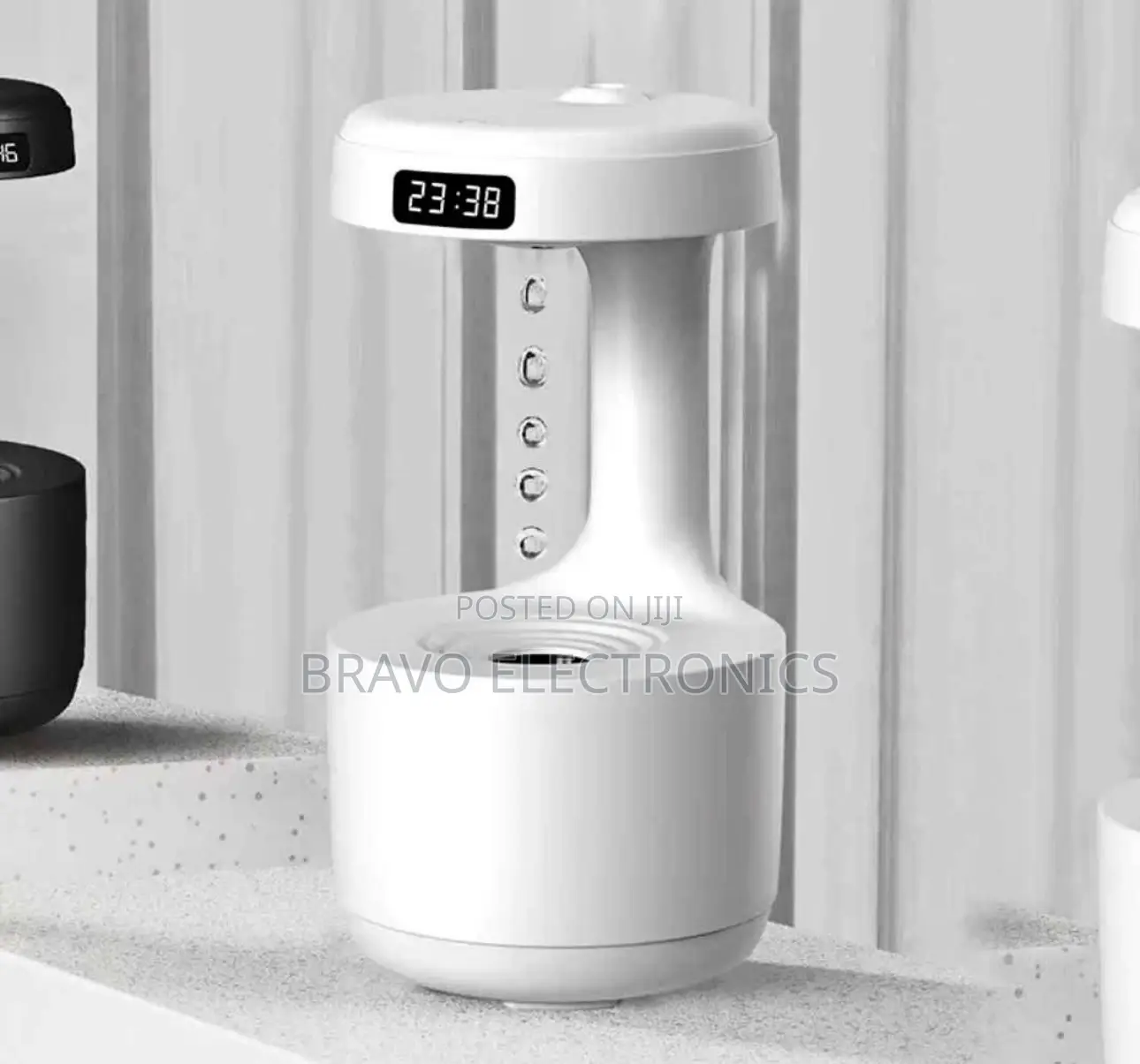 Anti-Gravity Humidifier