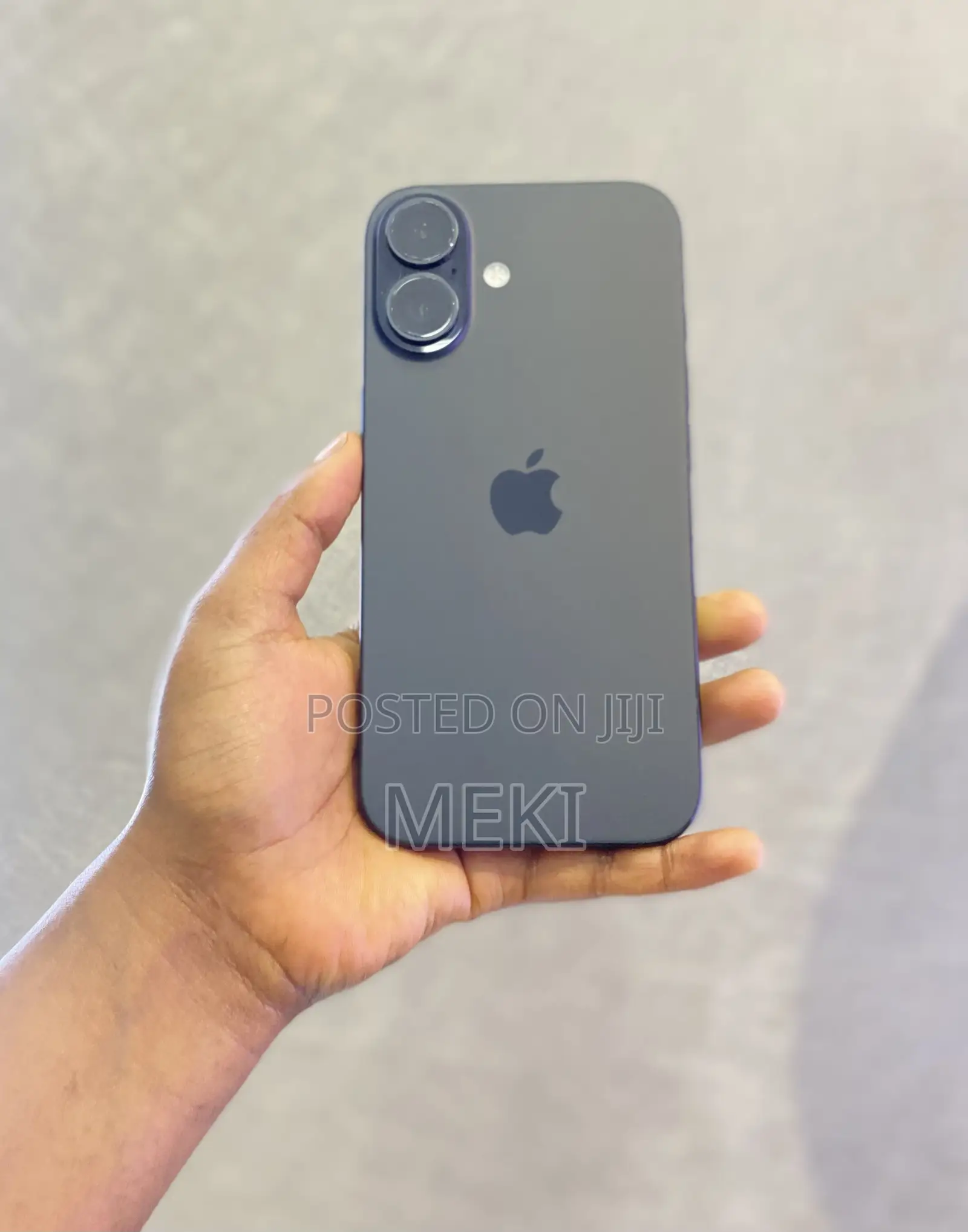 New Apple iPhone 16 128 GB Black