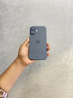 New Apple iPhone 16 128 GB Black