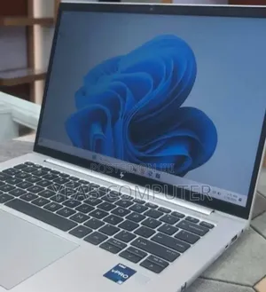 New Laptop HP EliteBook 840 G10 16GB Intel Core i5 SSD 512GB