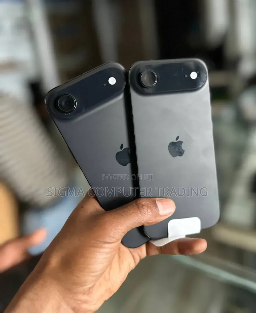 New Apple iPhone 17 Pro Max 256 GB Gold