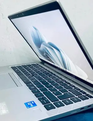 New Laptop HP EliteBook 840 G8 16GB Intel Core i5 SSD 512GB