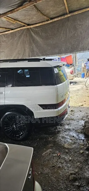 Hyundai Santa Fe 2024 White
