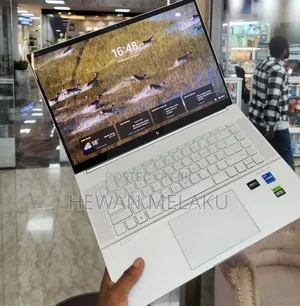 New Laptop HP Envy 16 Gaming 16-h1023dx 12GB Intel Core i7 SSD 512GB