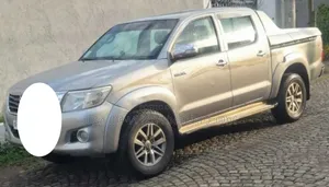 Toyota Hilux 2015 Pearl